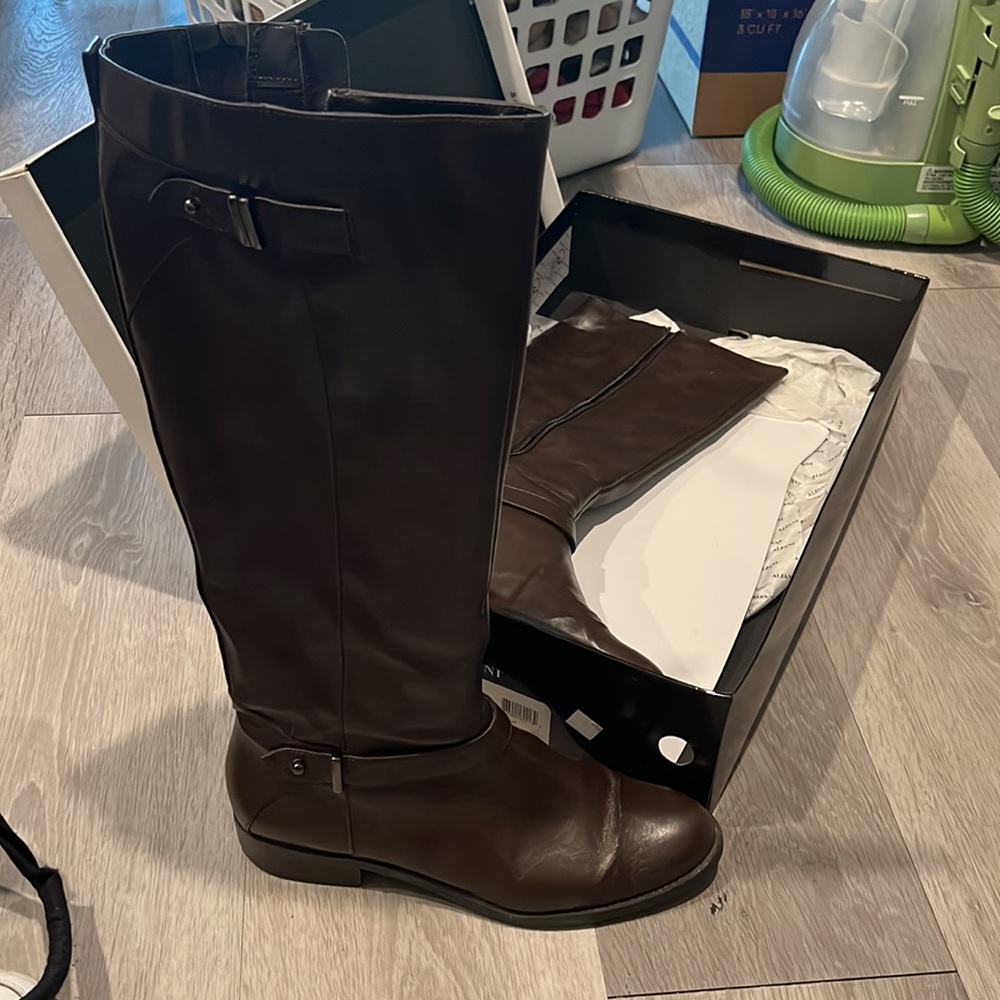Alfani boots